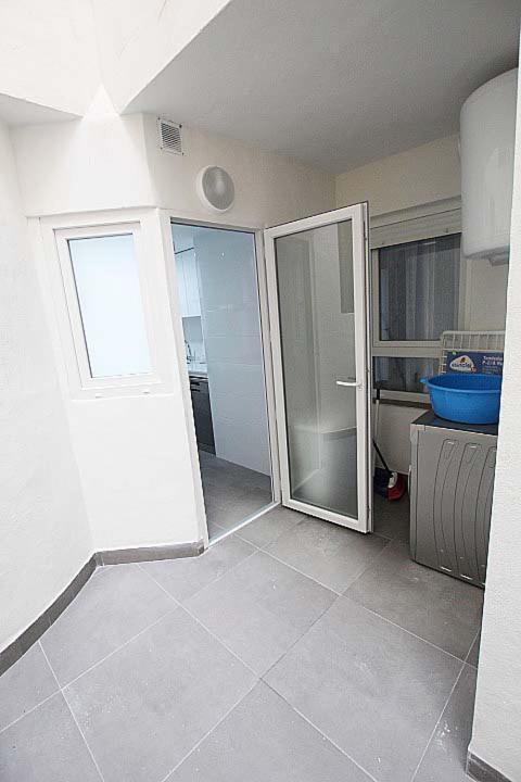 Апартаменты Apartamento Primera Linea Playa Centro De Guardamar Гвардамар-дель-Сегура Экстерьер фото