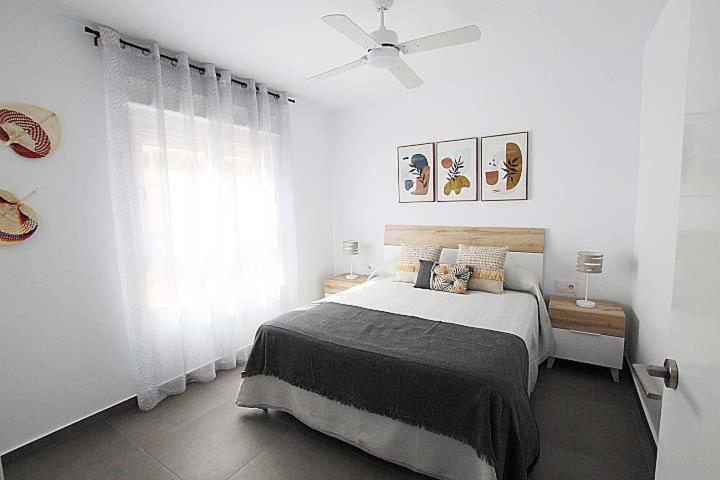 Апартаменты Apartamento Primera Linea Playa Centro De Guardamar Гвардамар-дель-Сегура Экстерьер фото