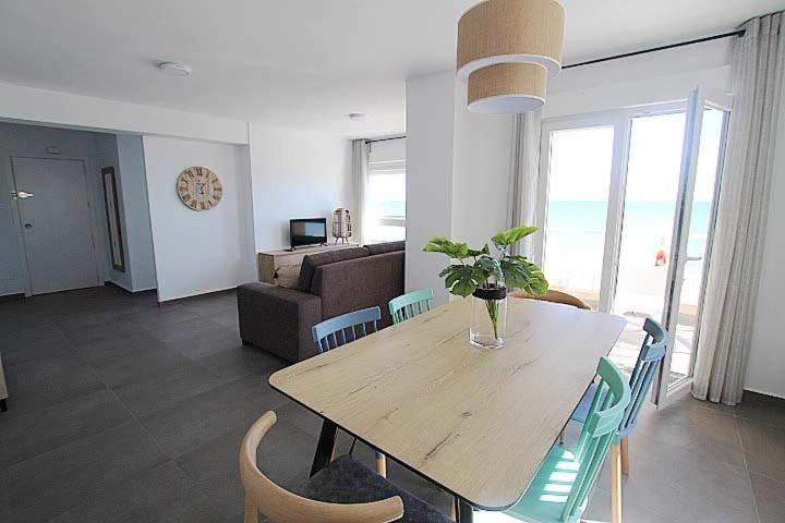 Апартаменты Apartamento Primera Linea Playa Centro De Guardamar Гвардамар-дель-Сегура Экстерьер фото